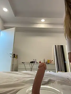 Webcam en directo de la tetona IsabellaEtthan