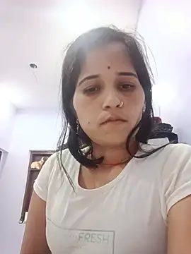 Sanjna_babby live cam on StripChat