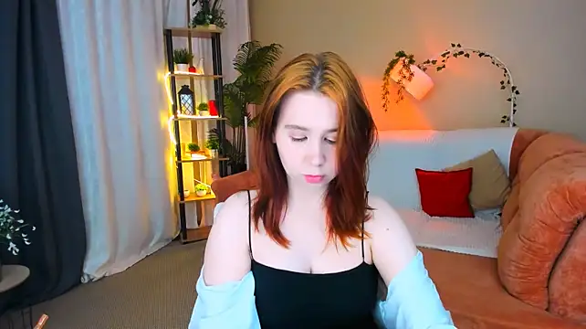 MooonlightSky live cam on StripChat