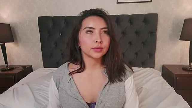 SofiBlosh live cam on StripChat