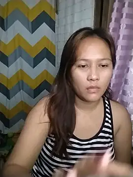 pretty_me092121 live cam on StripChat