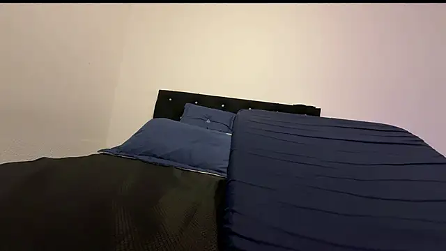 boomboomHooT live sex cam