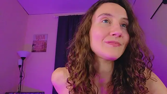 laracroftmansion live cam on StripChat