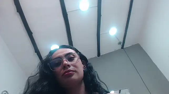 MartinaaFit live cam on StripChat