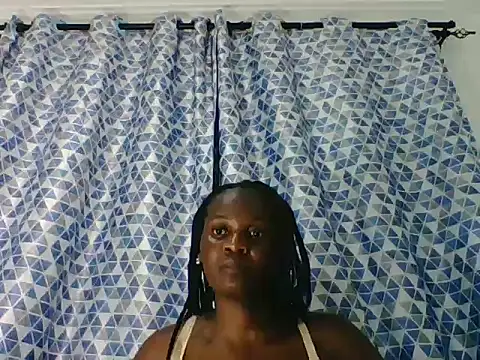 Sweethellenly live cam on StripChat