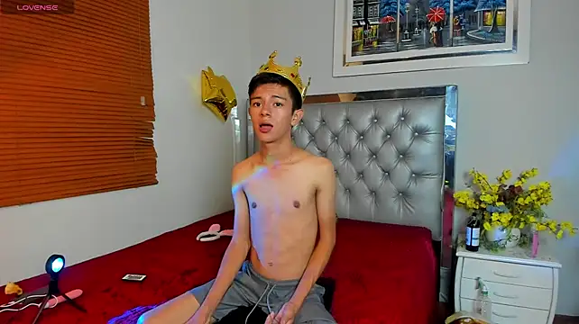 fem_danny7