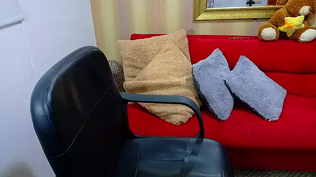 nicolettcolin1