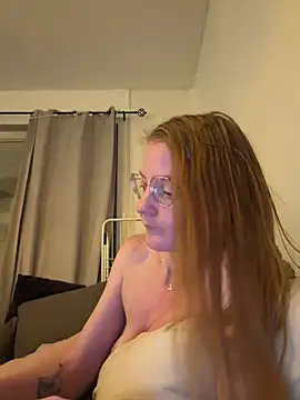 jannis1992 live cam on StripChat