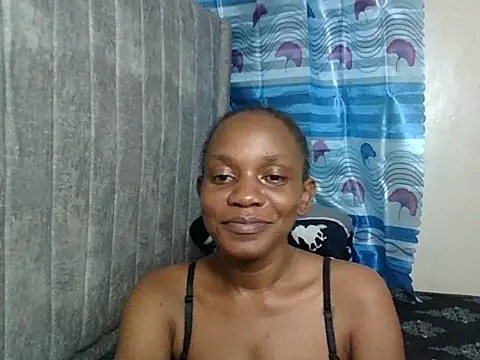 Pixieluck live cam on StripChat