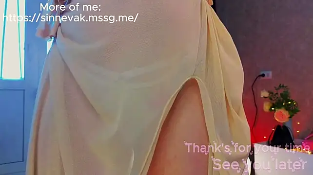 sinteas live cam on StripChat