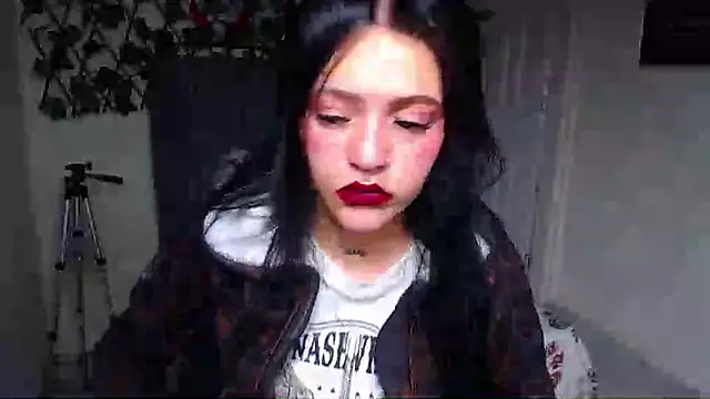 Violettasquirt webcam