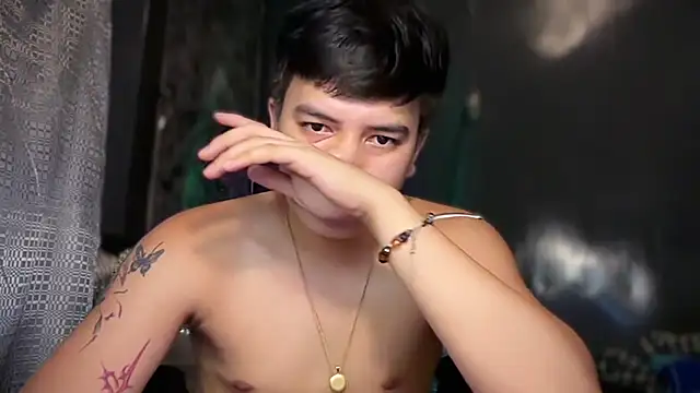 YourCutieBoy_Bigcum14 webcam