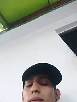 MAX_2027 webcam