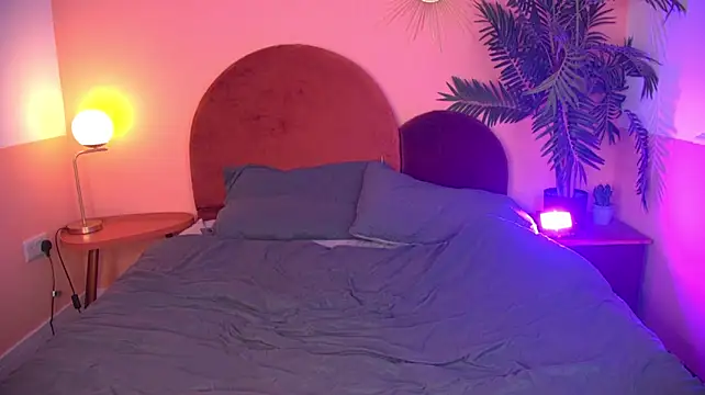 Ivydollstripchat webcam