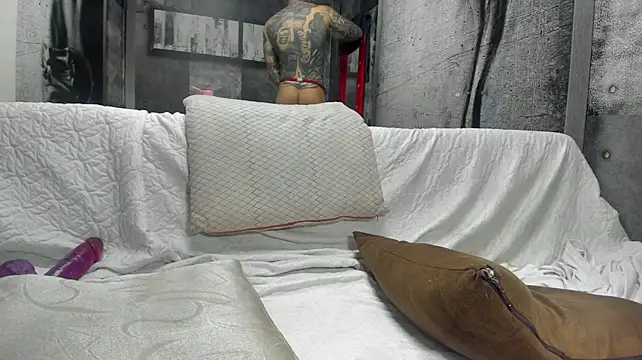 Gury_tattoo