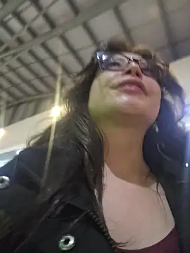 mmm-Virginia live cam on StripChat
