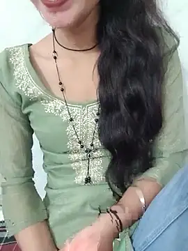 Hot_Riya_999 live cam on StripChat