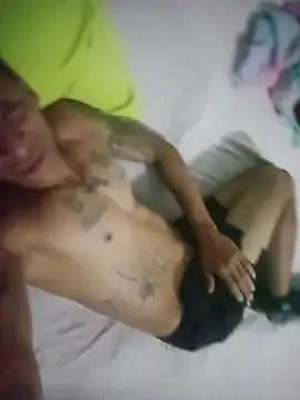 Elmono__1 live cam on StripChat