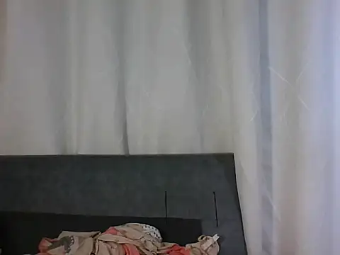 Browny_cherry webcam