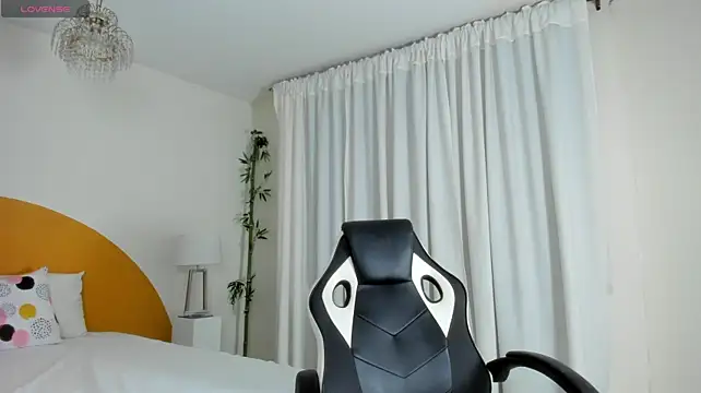 _Emmaa_Queen_ webcam