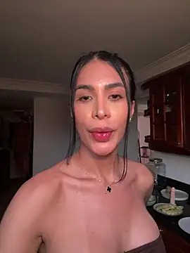 mckenzieklein live cam on StripChat