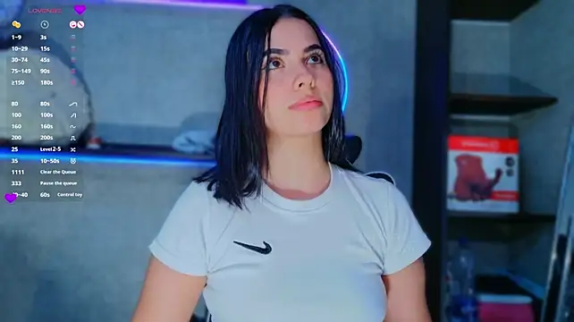 Barbaraah_ live cam on StripChat