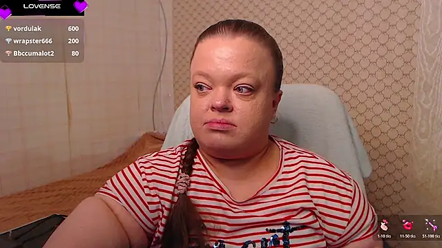 Janiffer_MiMi live cam on StripChat
