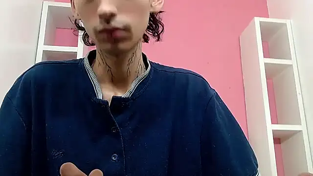 ttimy_x_boy webcam