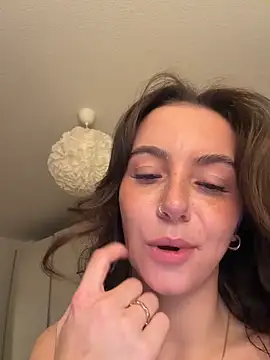 Cherry-Bean live cam on StripChat