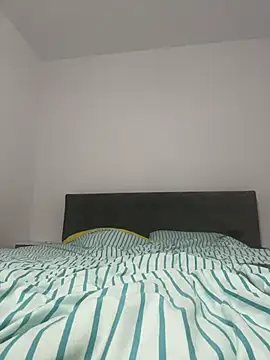 Rubyfox live cam on StripChat
