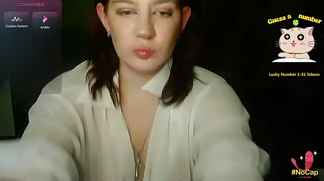 FeelMeDarling live cam on StripChat