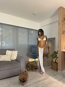 DivaVirtual11_ live cam on StripChat