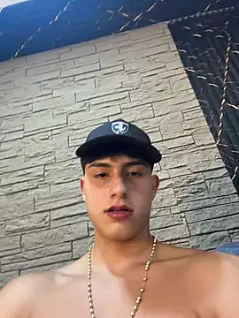 Lander_Cruz, live now