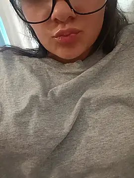 Mia_bleack