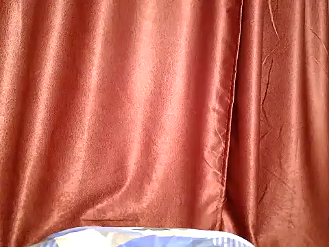 Naughtysuzzi_