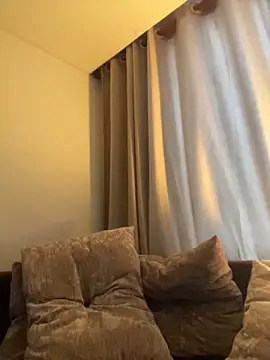 salomesweet13 live cam preview