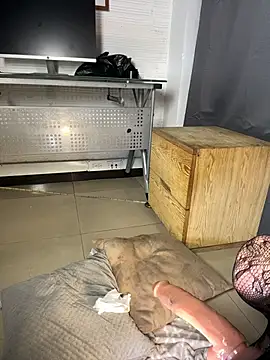 Nicolle_foxy live sex cam