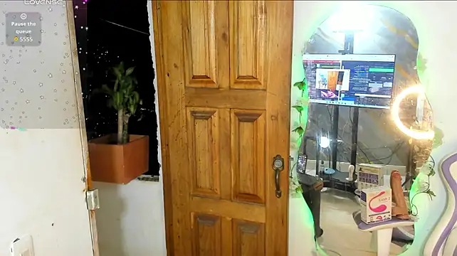 sofia_gold_