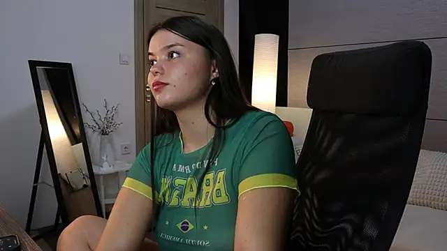 Laraaa_Loom