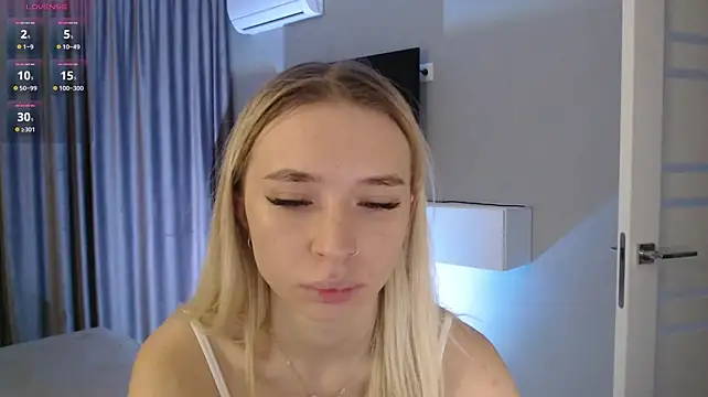 Emily_Hartt