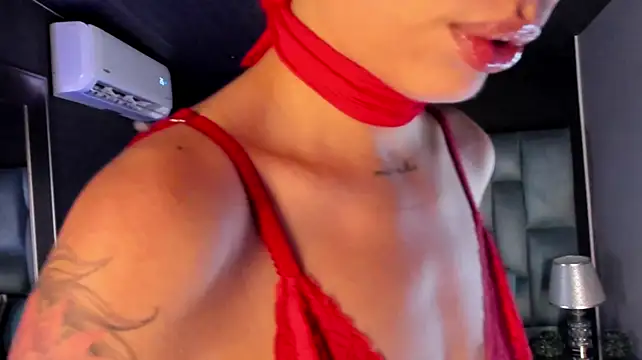 LolaGray__