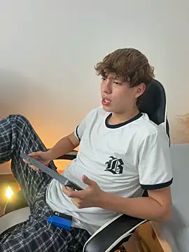Nicola_hard
