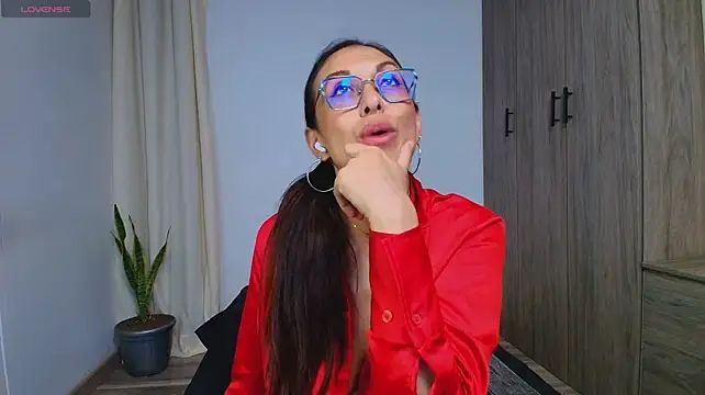 Swetisabella01 live cam preview