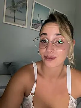 space_couple webcam