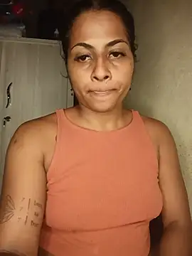 Giselabrunette25