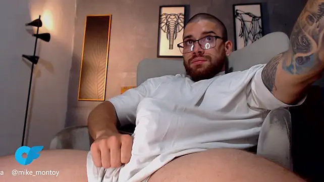 Mike_montoya01