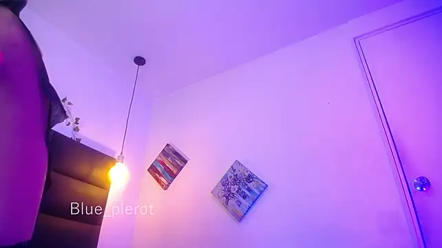 blue_pierot