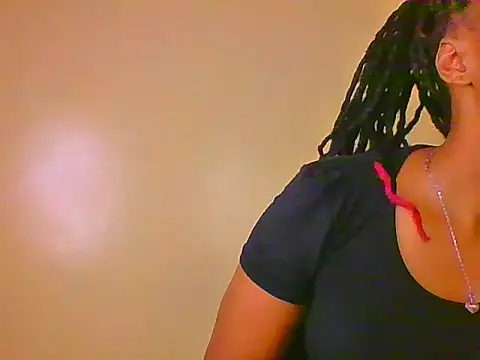 _Shantel1