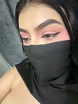 zharaaa18