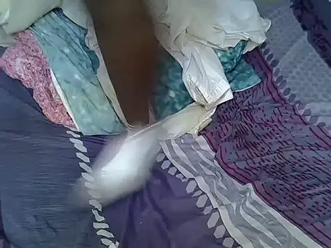 brie_tee